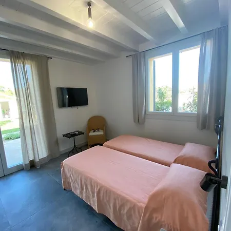 Entspannende Landvilla Nyaraló Marina di Campo